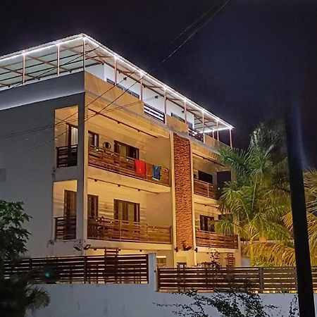 Le Binome Aparthotel Grand Bay Luaran gambar