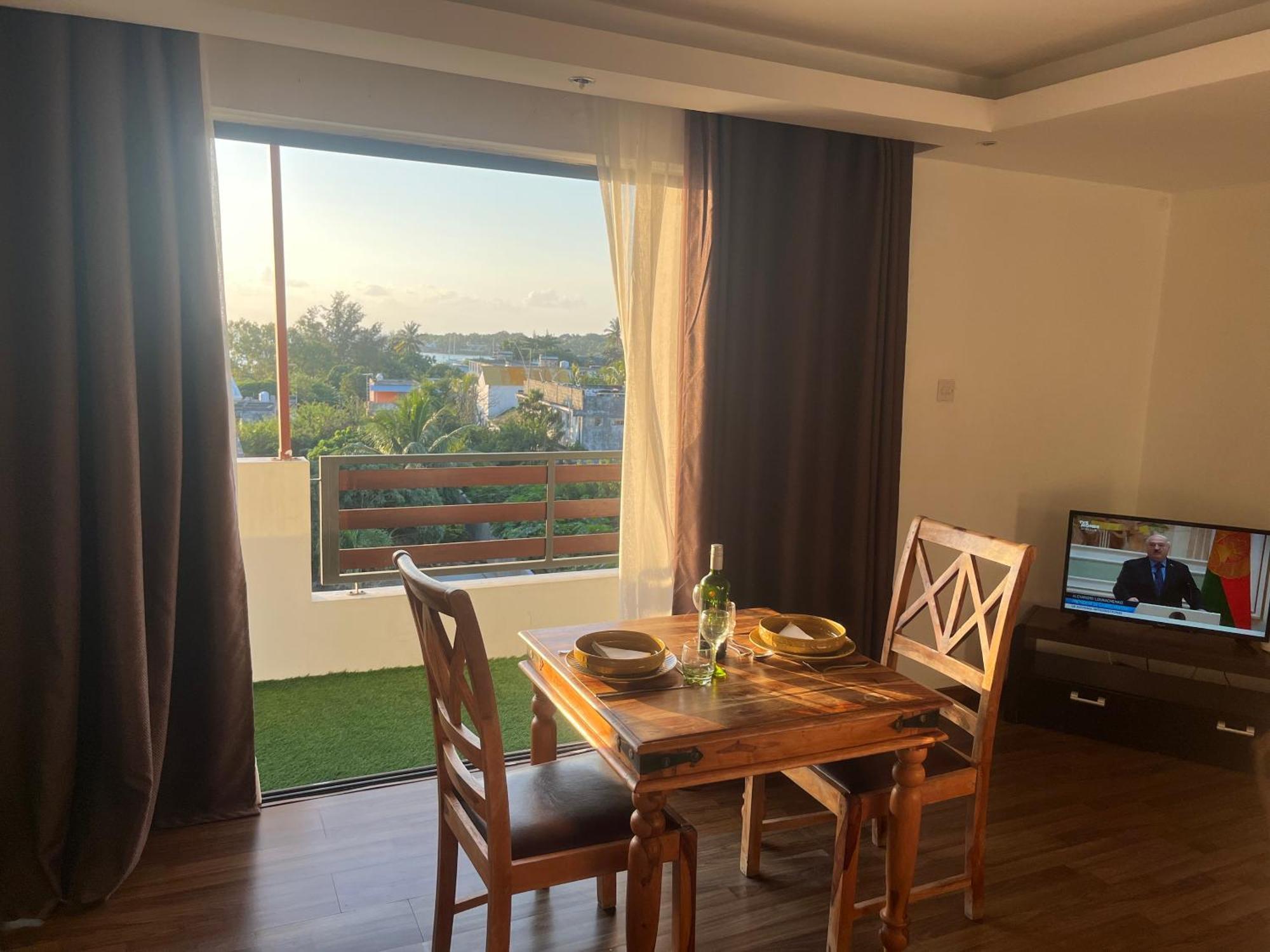 Le Binome Aparthotel Grand Bay Luaran gambar